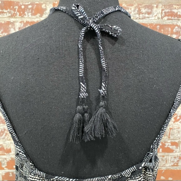 Gab Kate| Aztec Summer Vibes Crop top - Picture 3 of 7